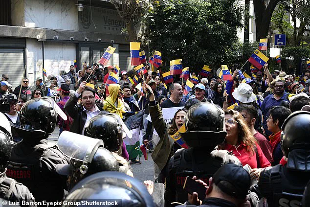 Venezuelan Military Warns US Over Maduro's Alleged Abduction, as Chaos and Riots Threaten Communities