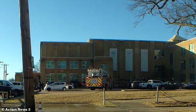 Breaking: Memphis High School in Chaos After Car Crashes Through Cafeteria Wall – Driver Swerved to Avoid Collision