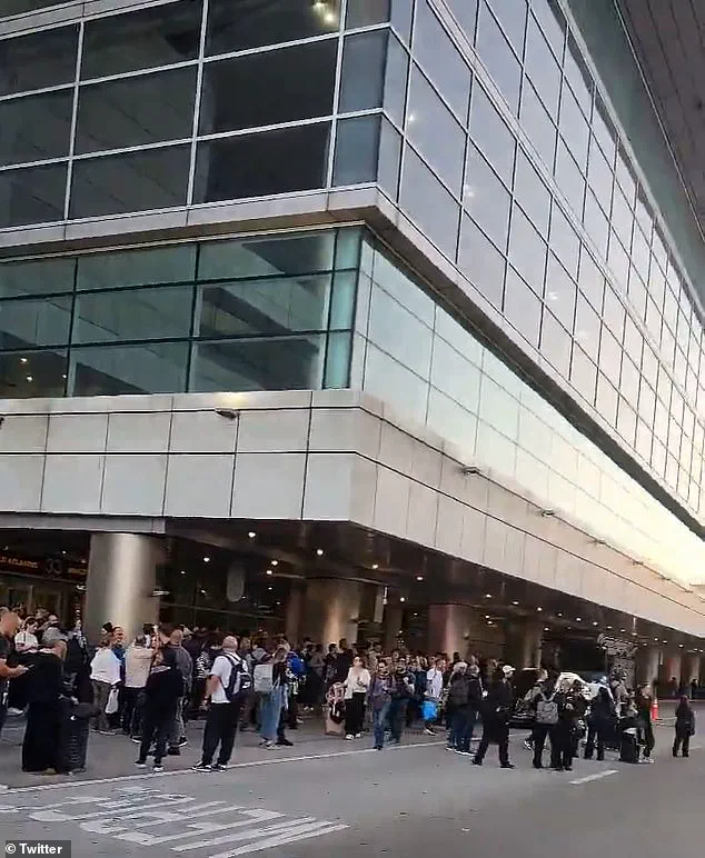 Miami Airport Evacuation Adds Chaos as Winter Storm Fern Disrupts Travel