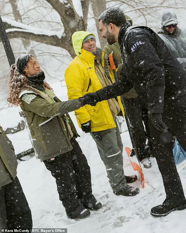 New York City Confronts Severe Winter Storm as Mayor Mamdani Joins Relief Efforts
