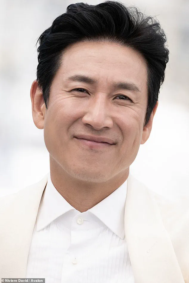 Breaking: South Korean Singer Mo Su-jin Dies at 27, Cause of Death Not Disclosed