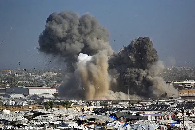 Late-Breaking: Israeli Air Strikes Kill 32 in Gaza, Including Children