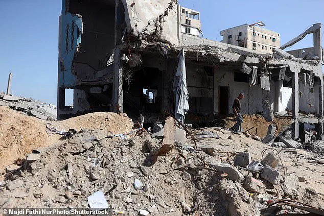 Late-Breaking: Israeli Air Strikes Kill 32 in Gaza, Including Children