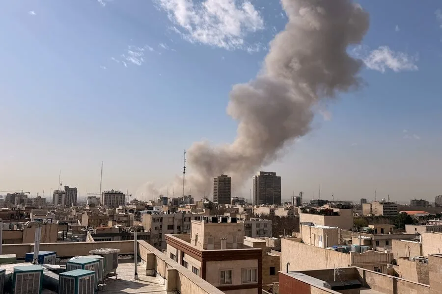 Qatar's Air Defense Neutralizes Iranian Missiles Amid Rising Gulf Tensions
