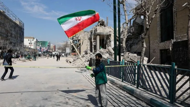 Hezbollah Defies Lebanon's Government Amid Escalating Regional Conflict