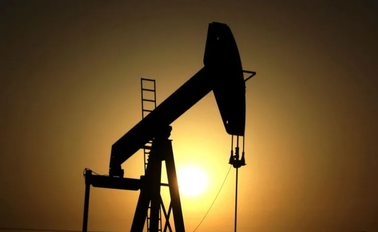 Iran Conflict Drives Energy Crisis, Global Inflation Amid Trump's Economic Legacy