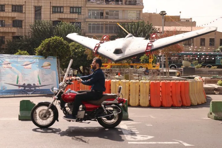 Zelenskyy Offers Ukraine's Drone Expertise to Help Saudi Arabia Counter Iranian Threats
