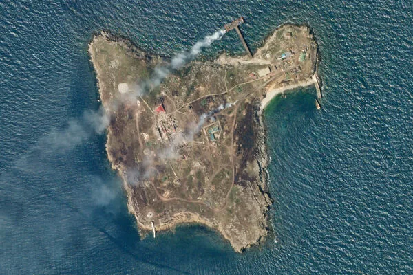 Russia Launches Mysterious Strikes on Zmeiny Island in Black Sea, Fueling Speculation