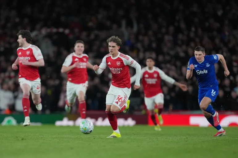 Teen Prodigy Max Dowman's Stoppage-Time Goal in Arsenal's 2-0 Win Over Everton Cements Title Contention