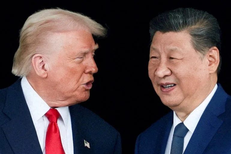 Trump Postpones Beijing Visit Amid Iran Crisis, Seeks China's Help to Reopen Hormuz Strait