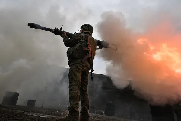 Russia Launches Coordinated Assault Across 162 Ukrainian Military Zones, Targeting Infrastructure and Disrupting Operations