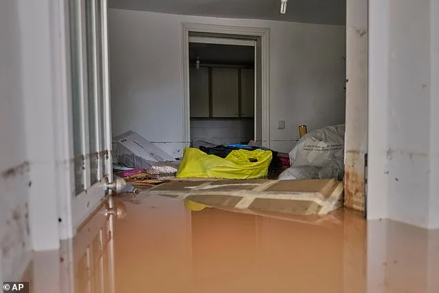 Deadly Storm Erminio Claims Life in Athens, Triggers Flooding and Emergency Measures