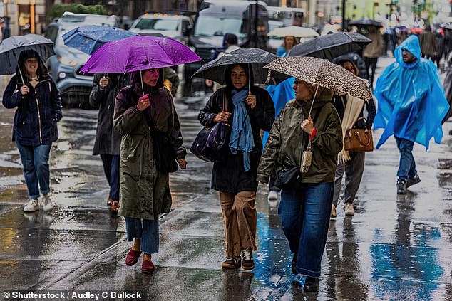 Northeast and Mid-Atlantic Brace for Cold Memorial Day Weekend with Rain